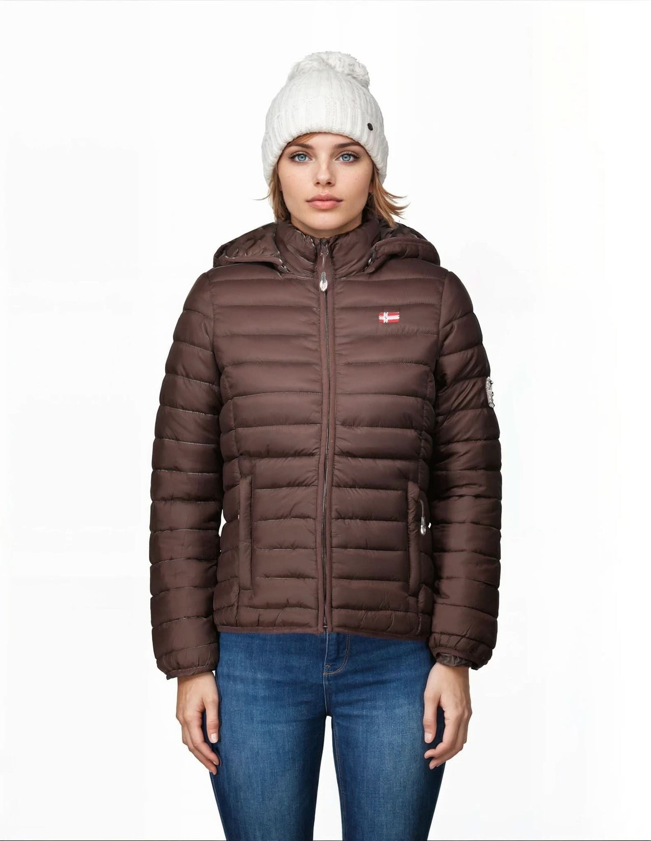 Geographical Norway ATIKA HOOD Femme - Blouson Matelassé avec Poches Beuge - Geographical Norway ATIKA_LADY_HOOD_BEIGE_S_SDB-ATIKA_LADY_HOOD_BORDEAUX_S_SDB-ATIKA_LADY_HOOD_BEIGE_M_SDB-ATIKA_LADY_HOOD_BORDEAUX_M_SDB-ATIKA_LADY_HOOD_BEIGE_L_SDB-ATIKA_LADY_HOOD_BORDEAUX_L_SDB-ATIKA_LADY_HOOD_BEIGE_XL_SDB-ATIKA_LADY_HOOD_BORDEAUX_XL_SDB-ATIKA_LADY_HOOD_BEIGE_XXL_SDB-ATIKA_LADY_HOOD_BORDEAUX_XXL_SDB