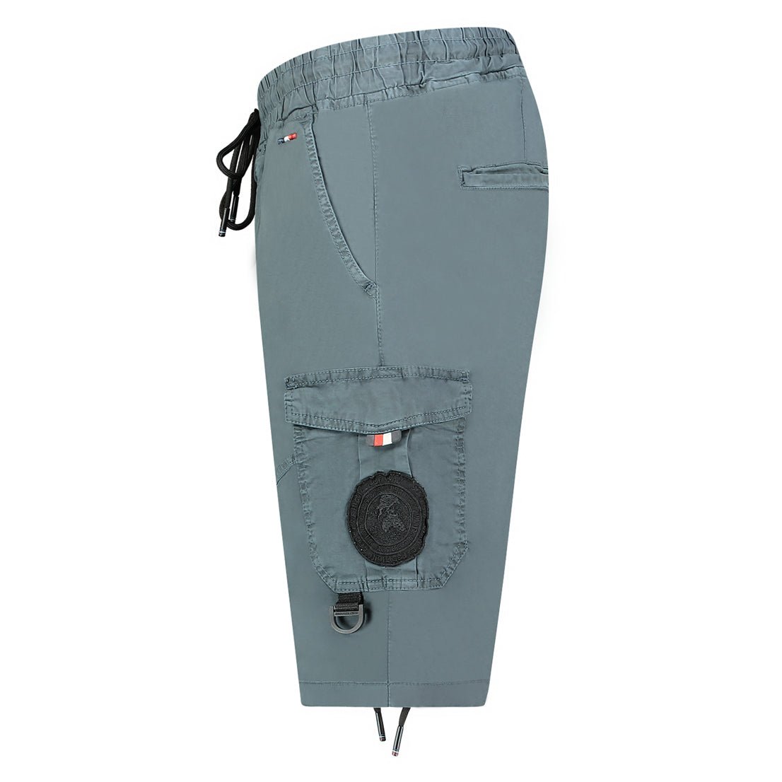 Geographical Norway Pacaro Homme - Bermuda cargo avec poches, badges et lien de serrage - Geographical Norway PACARO_MEN_BLEU_S_SDB-PACARO_MEN_BLEU_M_SDB-PACARO_MEN_BLEU_L_SDB-PACARO_MEN_BLEU_XL_SDB-PACARO_MEN_BLEU_XXL_SDB-PACARO_MEN_BLEU_3XL_SDB-PACARO_MEN_MARINE_S_SDB-PACARO_MEN_MARINE_M_SDB-PACARO_MEN_MARINE_L_SDB-PACARO_MEN_MARINE_XL_SDB