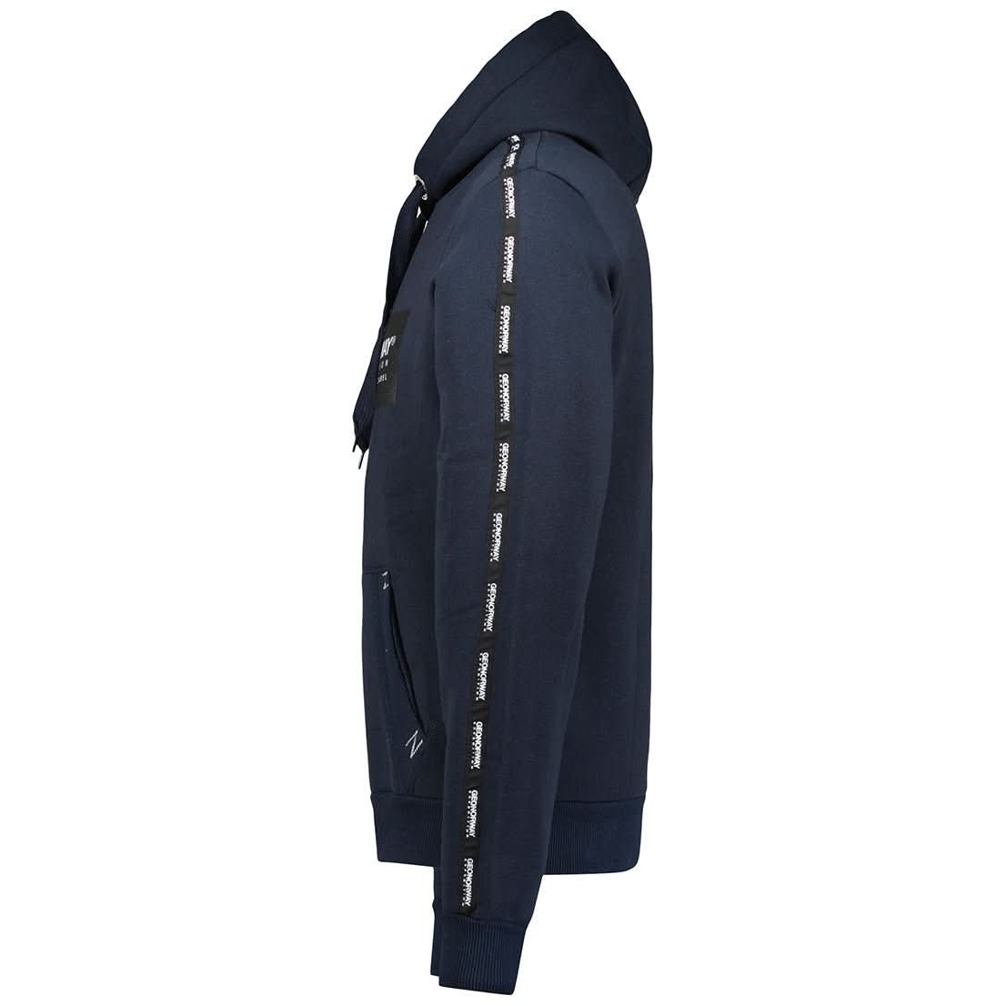 Geographical Norway Gathlete Homme - Sweat à Capuche - Geographical Norway GATHLETE_MEN_MARINE_S_SDB-GATHLETE_MEN_GRIS_CLAIR_S_SDB-GATHLETE_MEN_ROUGE_M_SDB-GATHLETE_MEN_NOIR_S_SDB-GATHLETE_MEN_MARINE_M_SDB-GATHLETE_MEN_ROUGE_L_SDB-GATHLETE_MEN_GRIS_CLAIR_M_SDB-GATHLETE_MEN_NOIR_M_SDB-GATHLETE_MEN_MARINE_L_SDB-GATHLETE_MEN_ROUGE_XL_SDB