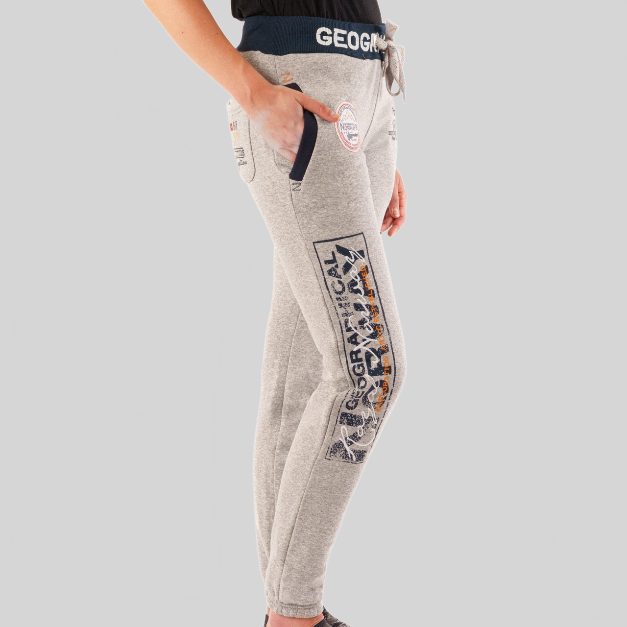 Geographical Norway Myer Femme - Pantalon de jogging bas resserré - Geographical Norway MYER_LADY_GRIS_CLAIR_S_EO_SDB-MYER_LADY_GRIS_CLAIR_M_EO_SDB-MYER_LADY_GRIS_CLAIR_L_EO_SDB-MYER_LADY_GRIS_CLAIR_XL_EO_SDB-MYER_LADY_GRIS_CLAIR_XXL_EO_SDB-MYER_LADY_NOIR_S_EO_SDB-MYER_LADY_NOIR_M_EO_SDB-MYER_LADY_NOIR_L_EO_SDB-MYER_LADY_NOIR_XL_EO_SDB-MYER_LADY_NOIR_XXL_EO_SDB