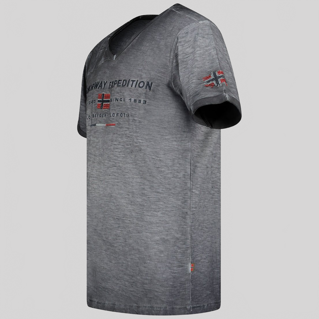 Geographical Norway Jiwash Homme - T-shirt homme col V - Geographical Norway JIWASH_MEN_BLANC_BLEU_ROYAL_XL_SDB-JIWASH_MEN_BLANC_BLEU_ROYAL_XXL_SDB-JIWASH_MEN_BEIGE_M_SDB-JIWASH_MEN_BEIGE_L_SDB-JIWASH_MEN_BEIGE_XL_SDB-JIWASH_MEN_BEIGE_XXL_SDB-JIWASH_MEN_BLEU_M_SDB-JIWASH_MEN_BLEU_L_SDB-JIWASH_MEN_BLEU_3XL_SDB-JIWASH_MEN_GRIS_FONCE_M_SDB