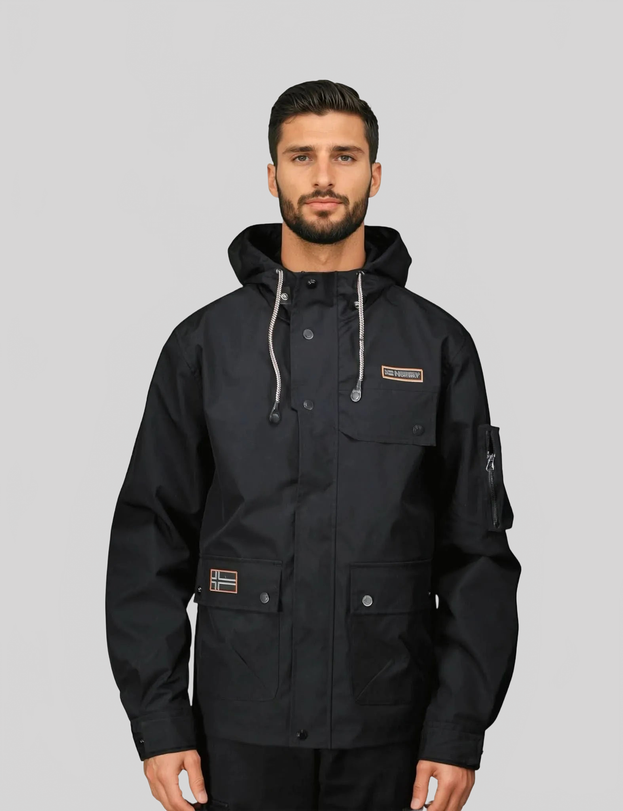 Geographical Norway BAKIROU Homme - Spring Jacket avec Capuche - Geographical Norway BAKIROU_MEN_KAKI_S_SDB-BAKIROU_MEN_KAKI_M_SDB-BAKIROU_MEN_KAKI_L_SDB-BAKIROU_MEN_KAKI_XL_SDB-BAKIROU_MEN_KAKI_XXL_SDB-BAKIROU_MEN_KAKI_3XL_SDB-BAKIROU_MEN_NOIR_S_SDB-BAKIROU_MEN_NOIR_M_SDB-BAKIROU_MEN_NOIR_L_SDB-BAKIROU_MEN_NOIR_XL_SDB