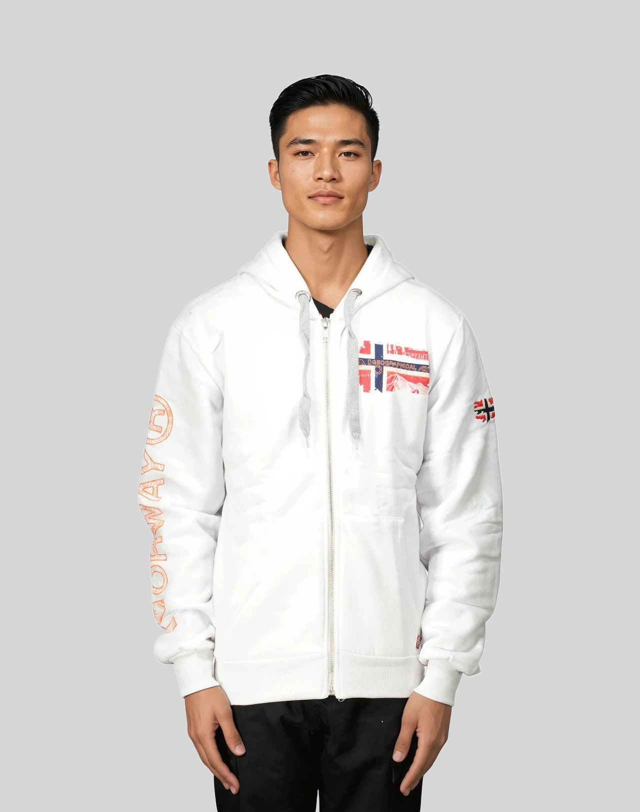 Geographical Norway GYSUIS Homme - Kapuzenpullover mit Aufdruck und Flagge - Geographical Norway GYSUIS_MEN_NOIR_S_SDB-GYSUIS_MEN_BLANC_S_SDB-GYSUIS_MEN_MARINE_S_S_DB-.GYSUIS_MEN_WEISS_M_SDB-GYSUIS_MEN_MARINE_M_SDB-GYSUIS_MEN_SCHWARZ_M_SDB-GYSUIS_MEN_MARINE_L_SDB-GYSUIS_MEN_BLANC_L_SDB-GYSUIS_MEN_SCHWARZ_L_SDB-GYSUIS_MEN_MARINE_XL_SDB