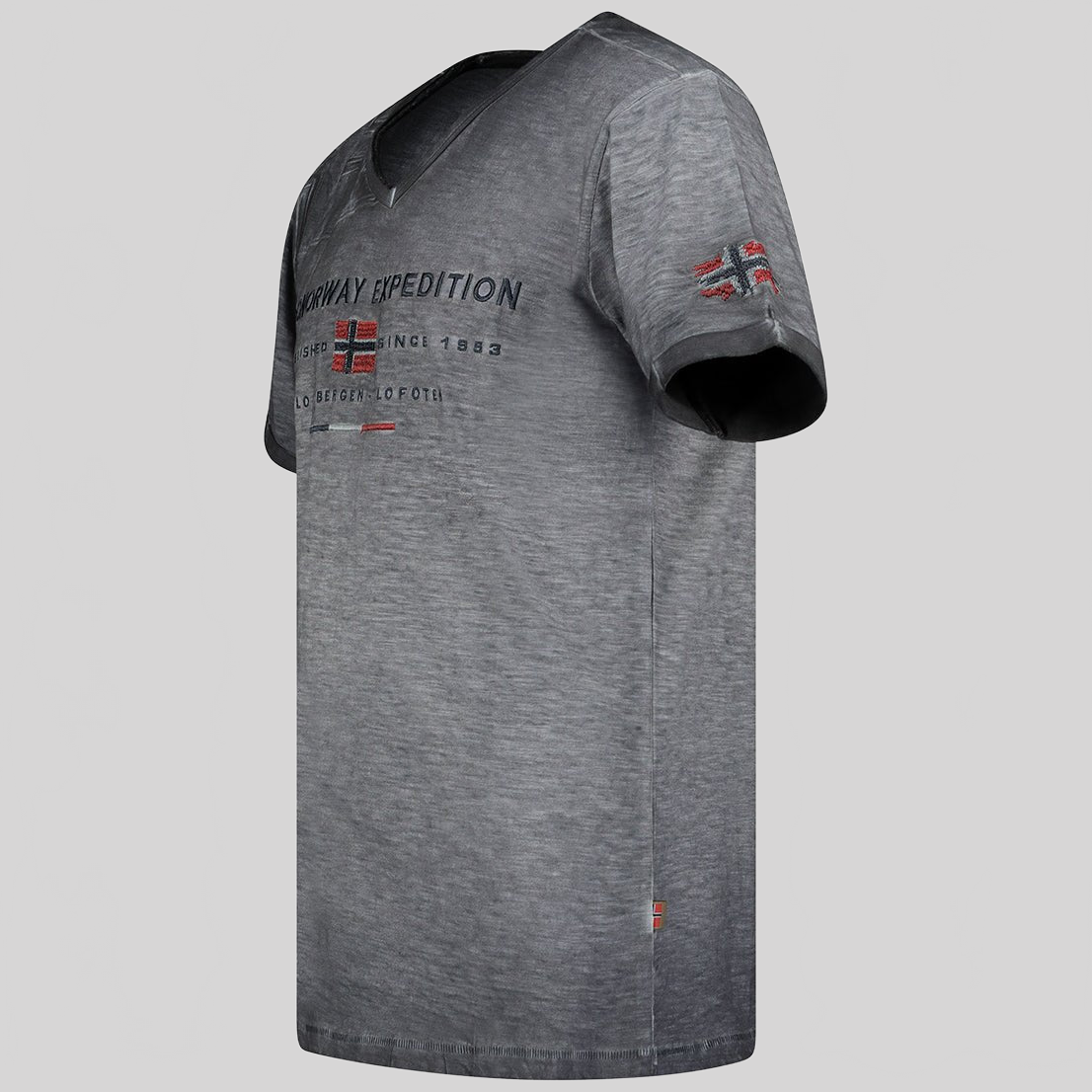 Geographical Norway Jiwash Homme - T-shirt homme col V - Geographical Norway JIWASH_MEN_BLANC_BLEU_ROYAL_XL_SDB-JIWASH_MEN_BLANC_BLEU_ROYAL_XXL_SDB-JIWASH_MEN_BEIGE_M_SDB-JIWASH_MEN_BEIGE_L_SDB-JIWASH_MEN_BEIGE_XL_SDB-JIWASH_MEN_BEIGE_XXL_SDB-JIWASH_MEN_BLEU_M_SDB-JIWASH_MEN_BLEU_L_SDB-JIWASH_MEN_BLEU_3XL_SDB-JIWASH_MEN_GRIS_FONCE_M_SDB