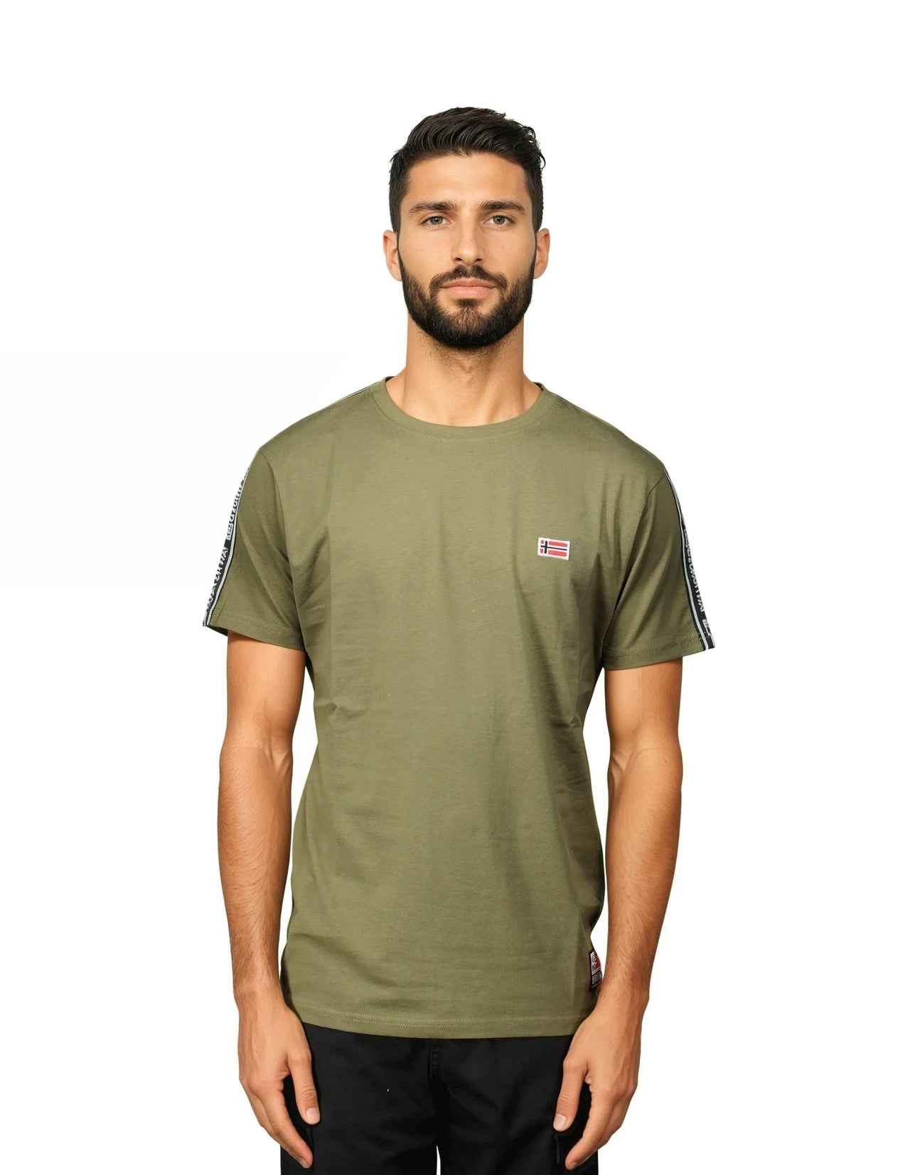 Geographical Geographical Norway Javenger - Camiseta manga corta hombre con bandera - Geographical Norway JAVENGER_MEN_GRIS_CLAIR_S_SDB-JAVENGER_MEN_NOIR_S_SDB-JAVENGER_MEN_BLANC_S_S_SDB-JAVENGER_MEN_MARINE_S_SDB-JAVENGER_MEN_KAKI_S_SDB-JAVENGER_MEN_WHITE_M_SDB-JAVENGER_MEN_MARINE_M_SDB-JAVENGER_MEN_KAKI_M_SDB-JAVENGER_MEN_BLACK_M_SDB-JAVENGER_MEN_GREY_LIGHT_M_SDB