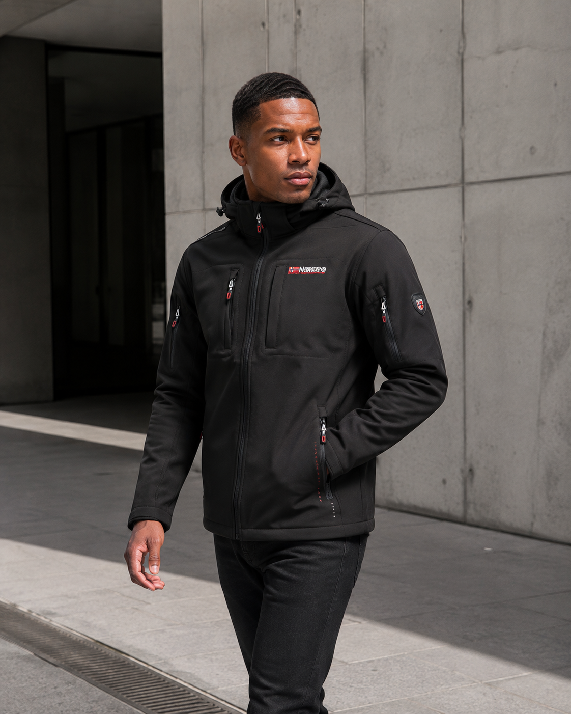 Geographical Norway : Minimalisme Urbain et Élégance Intemporelle pour un Style Moderne