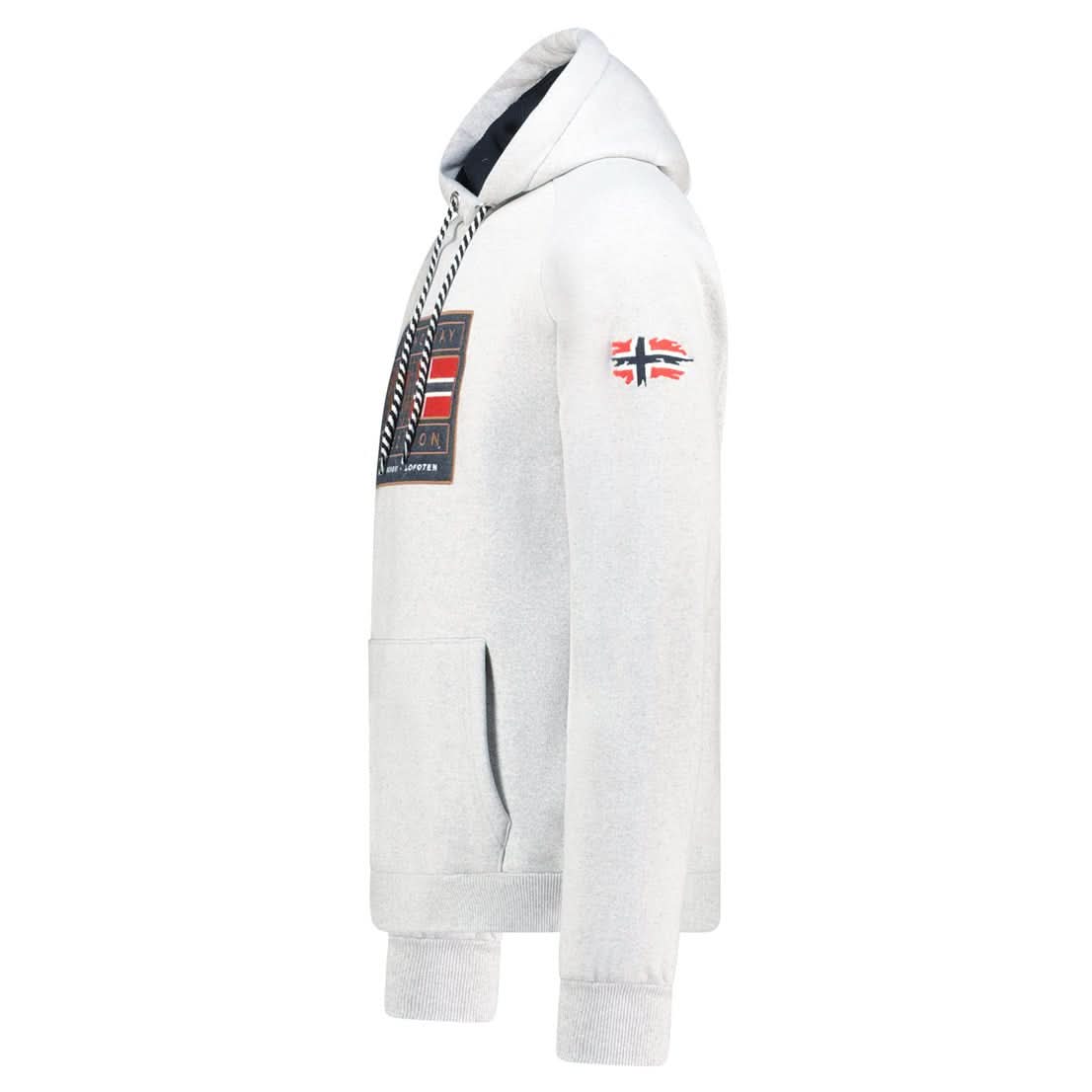 Geographical Norway Gofoten - Sweat Homme à Capuche avec Drapeau et Poche Kangourou - Geographical Norway GOFOTEN_MEN_GRIS_CLAIR_S_SDB-GOFOTEN_MEN_GRIS_CLAIR_M_SDB-GOFOTEN_MEN_GRIS_CLAIR_L_SDB-GOFOTEN_MEN_GRIS_CLAIR_XL_SDB-GOFOTEN_MEN_GRIS_CLAIR_XXL_SDB-GOFOTEN_MEN_GRIS_CLAIR_3XL_SDB-GOFOTEN_MEN_MARINE_S_SDB-GOFOTEN_MEN_MARINE_M_SDB-GOFOTEN_MEN_MARINE_L_SDB-GOFOTEN_MEN_MARINE_XL_SDB