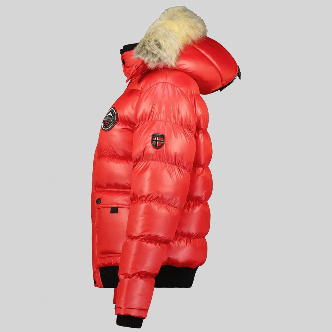 Geographical Norway Bugs Donna - Giacca imbottita con tasche piatte, Tasca con cerniera e cappuccio rimovibile - Geographical Norway BUGS_LADY_MARINE_SDB-BUGS_LADY_ROUGE_SDB-BUGS_LADY_NOIR_SDB-BUGS_LADY_MARINE_M_SDB-BUGS_LADY_RED_M_SDB-BUGS_LADY_BLACK_M_SDB-BUGS_LADY_MARINE_L_SDB-BUGS_LADY_RED_L_SDB-BUGS_LADY_BLACK_L_SDB-BUGS_LADY_MARINE_XL_SDB