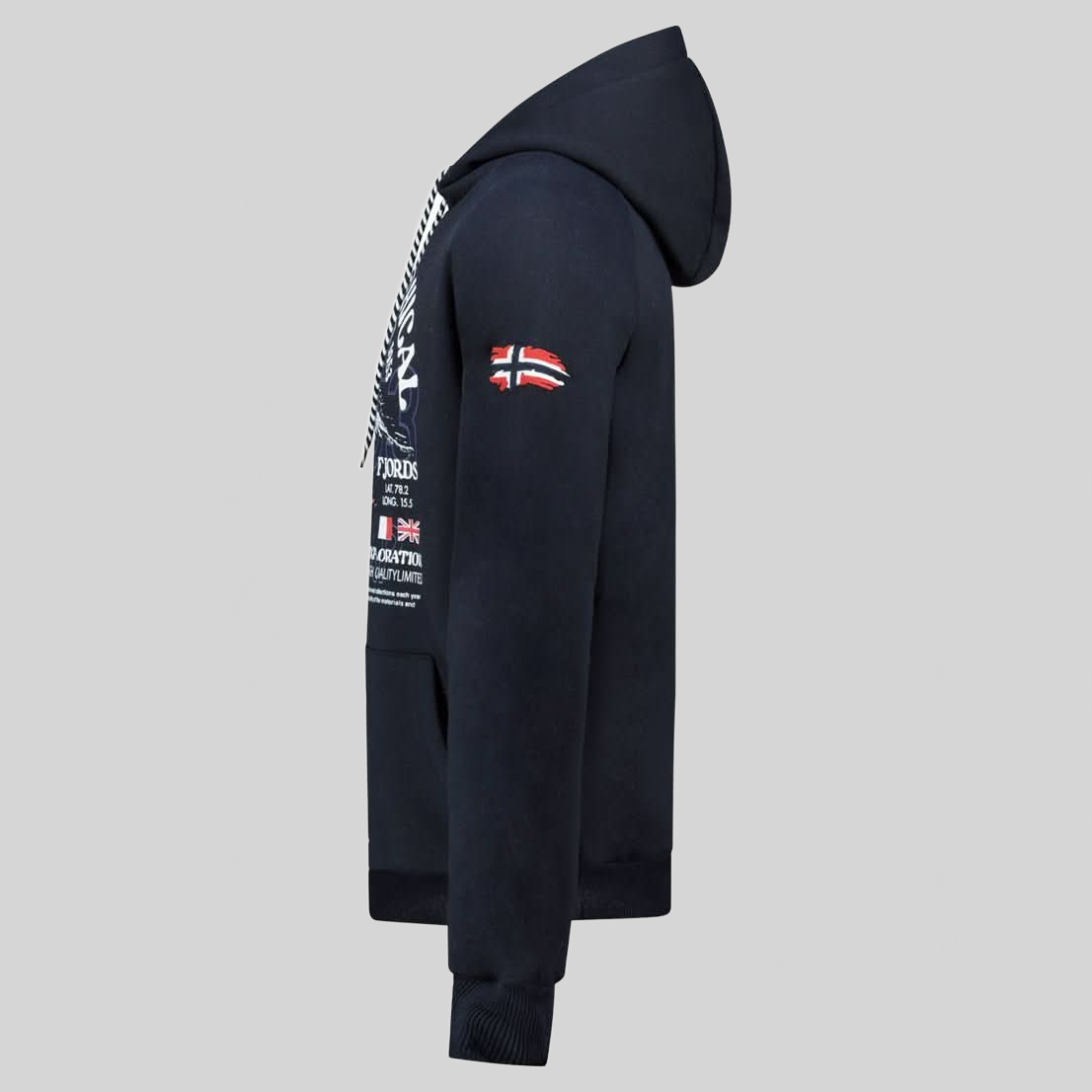 Geographical Geographical Norway Gommy Hombres - Sudadera con capucha con estampados y bandera - Geographical Norway GOMMY_MEN_NOIR_SDB-GOMMY_MEN_NOIR_M_SDB-GOMMY_MEN_NOIR_L_SDB-GOMMY_MEN_NOIR_XL_SDB-GOMMY_MEN_NOIR_XXL_SDB-GOMMY_MEN_NOIR_3XL_SDB-GOMMY_MEN_GRIS_CLAIR_SDB-GOMMY_MEN_GRIS_CLAIR_M_SDB-GOMMY_MEN_GRIS_CLAIR_XL_SDB-GOMMY_MEN_GRIS_CLAIR_XL_SDB