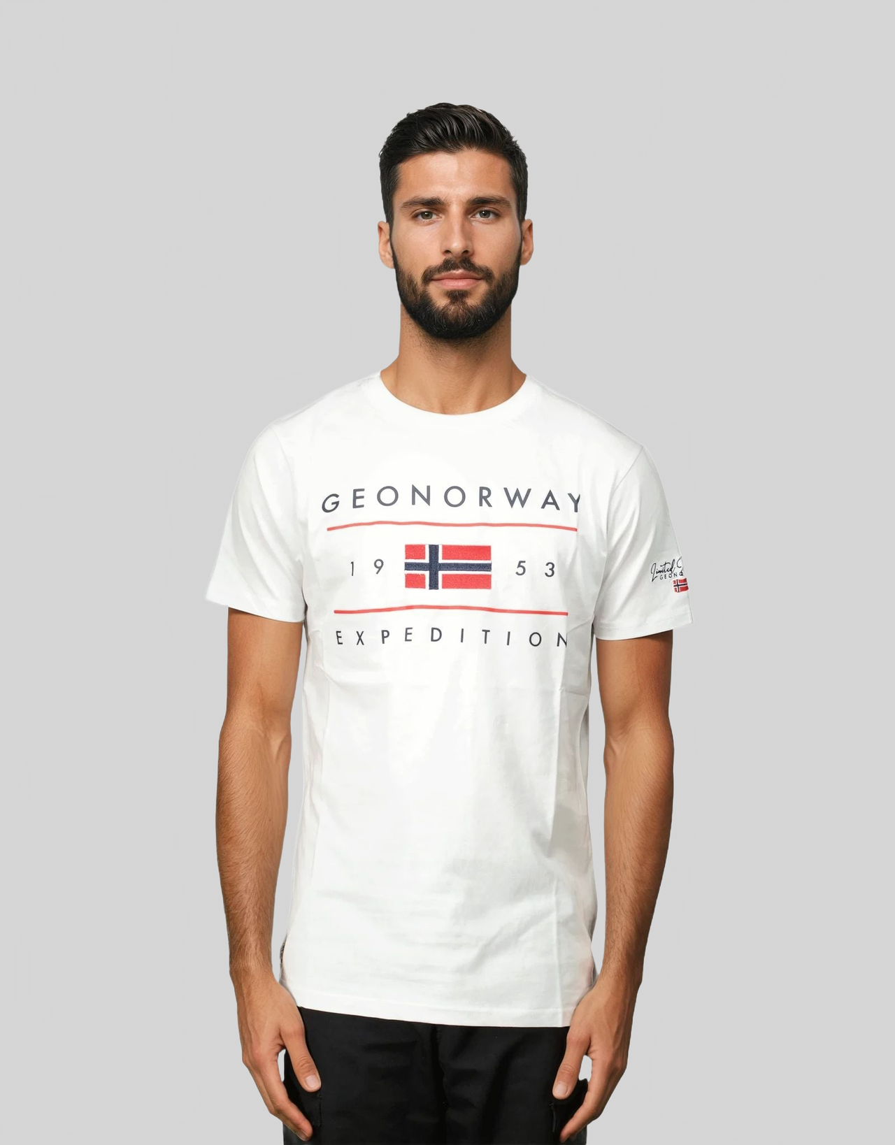 Geographical Norway JEZOLO - T-Shirt Homme Manches Courtes avec Drapeau - Geographical Norway JEZOLO_MEN_GRIS_CLAIR_S_SDB-JEZOLO_MEN_MARINE_S_SDB-JEZOLO_MEN_BLANC_S_SDB-JEZOLO_MEN_GRIS_CLAIR_M_SDB-JEZOLO_MEN_MARINE_M_SDB-JEZOLO_MEN_BLANC_M_SDB-JEZOLO_MEN_GRIS_CLAIR_L_SDB-JEZOLO_MEN_MARINE_L_SDB-JEZOLO_MEN_BLANC_L_SDB-JEZOLO_MEN_GRIS_CLAIR_XL_SDB