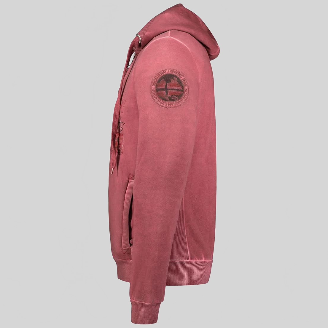 Geographical Norway Gacardi Homme - Hooded Sweatshirt - Geographical Norway GACARDI_MEN_GRIS_FONCE_S_EO_SDB-GACARDI_MEN_MARINE_M_EO_SDB-GACARDI_MEN_TAUPE_S_EO_SDB-GACARDI_MEN_BORDEAUX_M_EO_SDB-GACARDI_MEN_TAUPE_M_EO_SDB-GACARDI_MEN_GRIS_FONCE_M_EO_SDB-GACARDI_MEN_BORDEAUX_L_EO_SDB-GACARDI_MEN_MARINE_L_EO_SDB-GACARDI_MEN_BORDEAUX_XL_EO_SDB-GACARDI_MEN_TAUPE_L_EO_SDB
