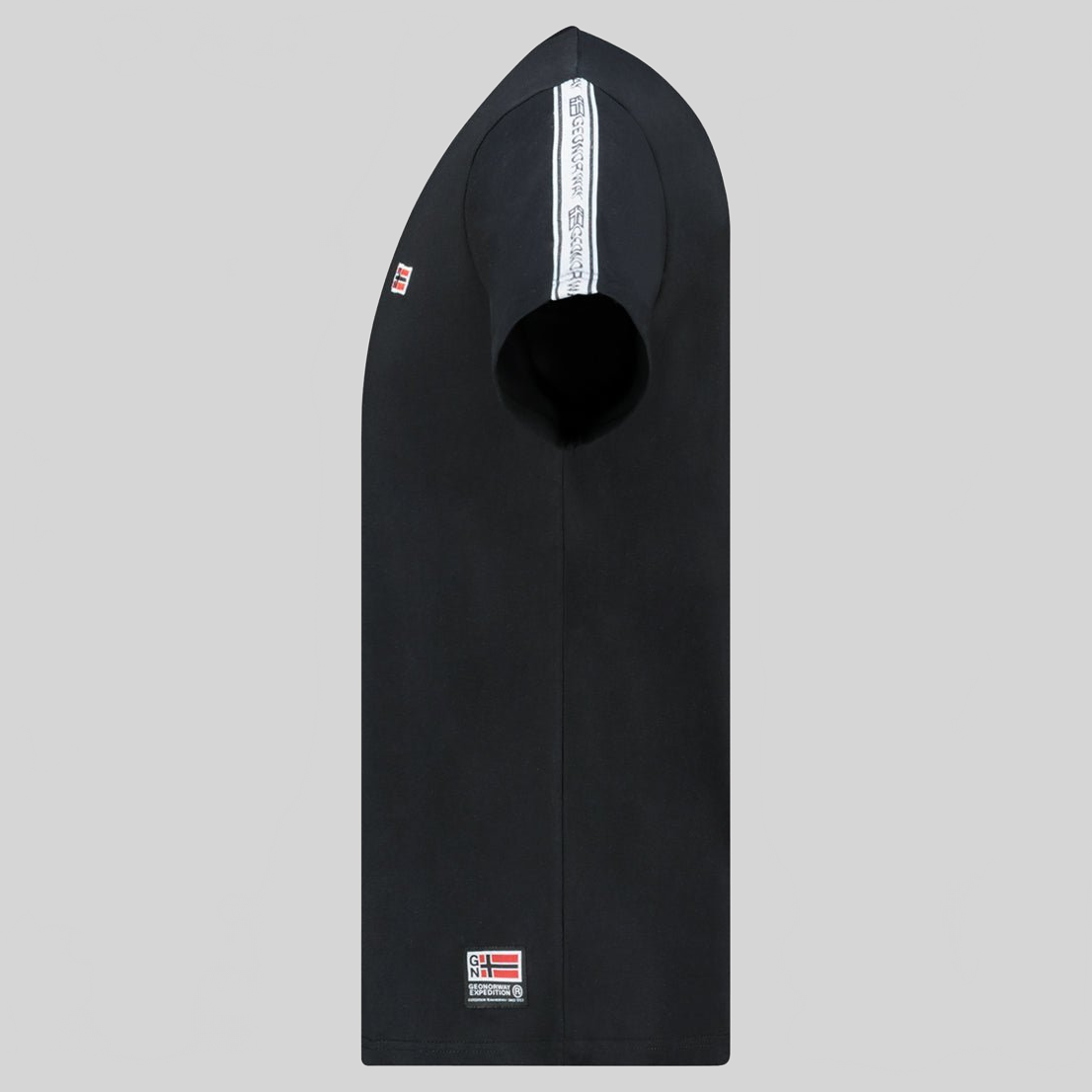 Geographical Norway Javenger - T-Shirt Homme Manches Courtes avec Drapeau - Geographical Norway JAVENGER_MEN_GRIS_CLAIR_S_SDB-JAVENGER_MEN_NOIR_S_SDB-JAVENGER_MEN_BLANC_S_SDB-JAVENGER_MEN_MARINE_S_SDB-JAVENGER_MEN_KAKI_S_SDB-JAVENGER_MEN_BLANC_M_SDB-JAVENGER_MEN_MARINE_M_SDB-JAVENGER_MEN_KAKI_M_SDB-JAVENGER_MEN_NOIR_M_SDB-JAVENGER_MEN_GRIS_CLAIR_M_SDB