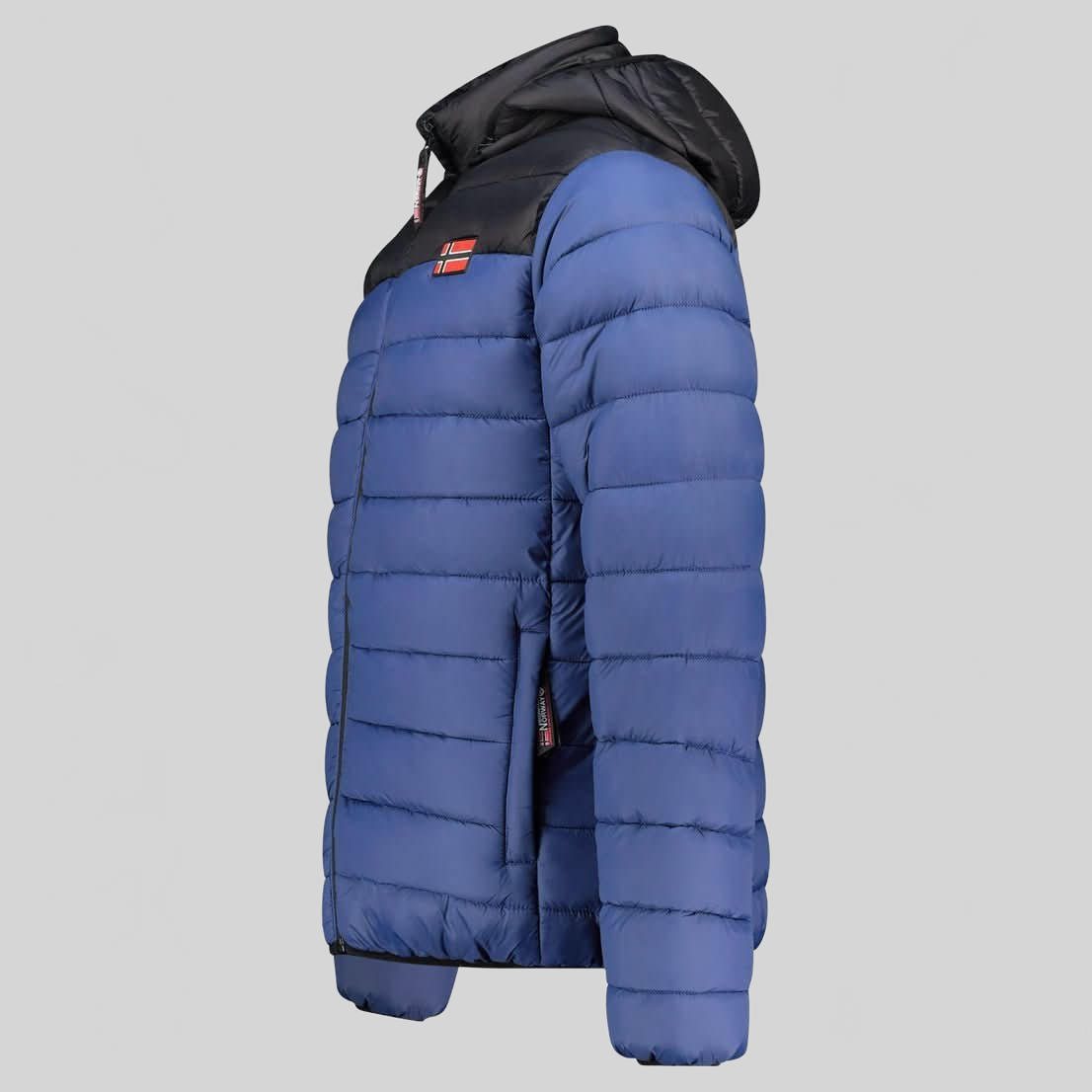 Geographical Norway AMIGOCLERC HOOD Homme - Blouson Matelassé avec Contraste - Geographical Norway AMIGOCLERC_MEN_HOOD_CAMEL_S_SDB-AMIGOCLERC_MEN_HOOD_CAMEL_M_SDB-AMIGOCLERC_MEN_HOOD_CAMEL_L_SDB-AMIGOCLERC_MEN_HOOD_CAMEL_XL_SDB-AMIGOCLERC_MEN_HOOD_CAMEL_XXL_SDB-AMIGOCLERC_MEN_HOOD_CAMEL_3XL_SDB-AMIGOCLERC_MEN_HOOD_JEAN_S_SDB-AMIGOCLERC_MEN_HOOD_JEAN_M_SDB-AMIGOCLERC_MEN_HOOD_JEAN_L_SDB-AMIGOCLERC_MEN_HOOD_JEAN_XL_SDB