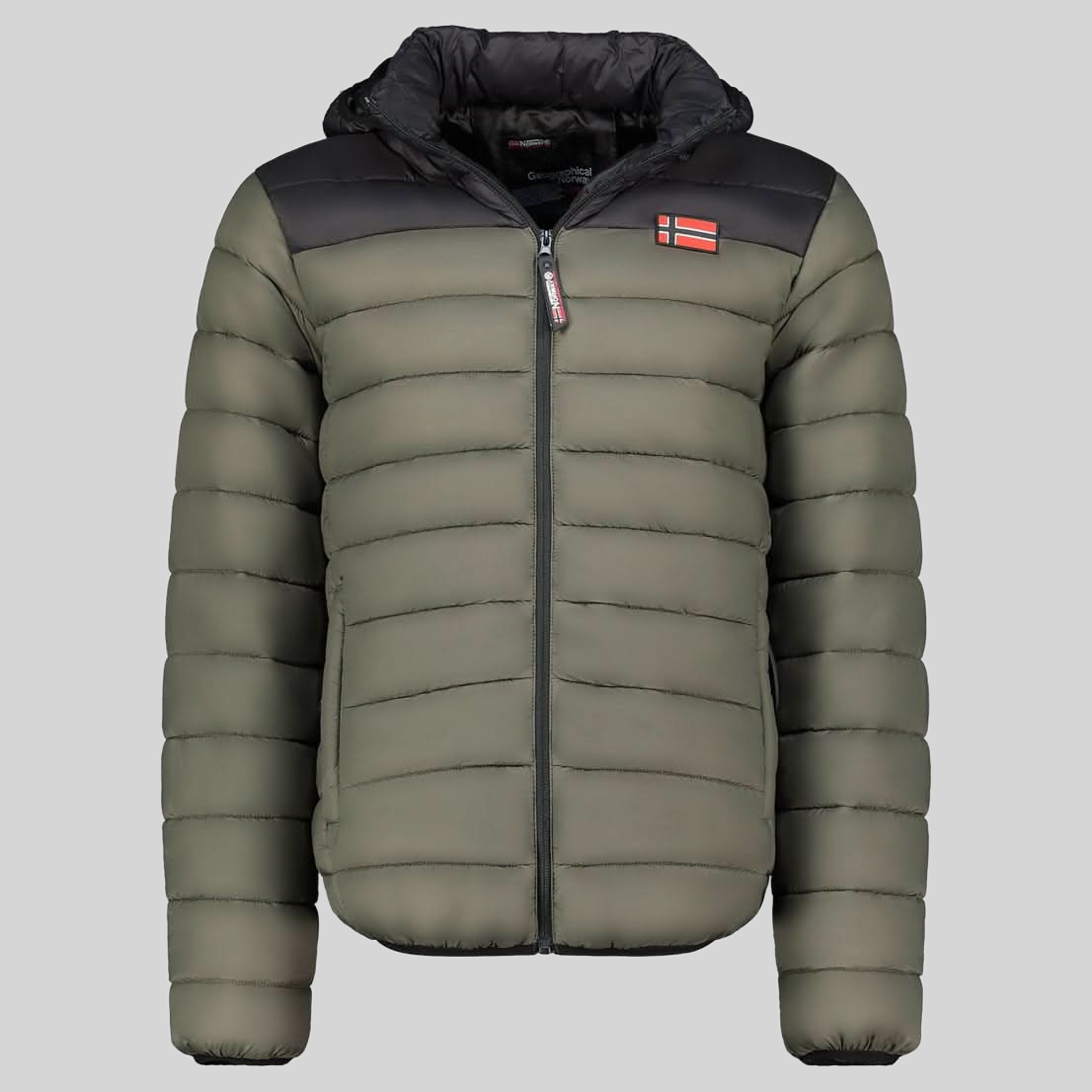 Geographical Norway AMIGOCLERC HOOD Homme - Blouson Matelassé avec Contraste - Geographical Norway AMIGOCLERC_MEN_HOOD_CAMEL_S_SDB-AMIGOCLERC_MEN_HOOD_CAMEL_M_SDB-AMIGOCLERC_MEN_HOOD_CAMEL_L_SDB-AMIGOCLERC_MEN_HOOD_CAMEL_XL_SDB-AMIGOCLERC_MEN_HOOD_CAMEL_XXL_SDB-AMIGOCLERC_MEN_HOOD_CAMEL_3XL_SDB-AMIGOCLERC_MEN_HOOD_JEAN_S_SDB-AMIGOCLERC_MEN_HOOD_JEAN_M_SDB-AMIGOCLERC_MEN_HOOD_JEAN_L_SDB-AMIGOCLERC_MEN_HOOD_JEAN_XL_SDB