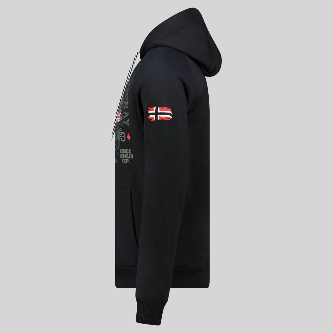 Geographical Norway Gexpe - Sweat à Capuche Homme avec Badge et Impressions - Geographical Norway GEXPE_MEN_GRIS_CLAIR_S_SDB-GEXPE_MEN_GRIS_CLAIR_M_SDB-GEXPE_MEN_GRIS_CLAIR_L_SDB-GEXPE_MEN_GRIS_CLAIR_XL_SDB-GEXPE_MEN_GRIS_CLAIR_XXL_SDB-GEXPE_MEN_GRIS_CLAIR_3XL_SDB-GEXPE_MEN_MARINE_S_SDB-GEXPE_MEN_MARINE_M_SDB-GEXPE_MEN_MARINE_L_SDB-GEXPE_MEN_MARINE_XL_SDB