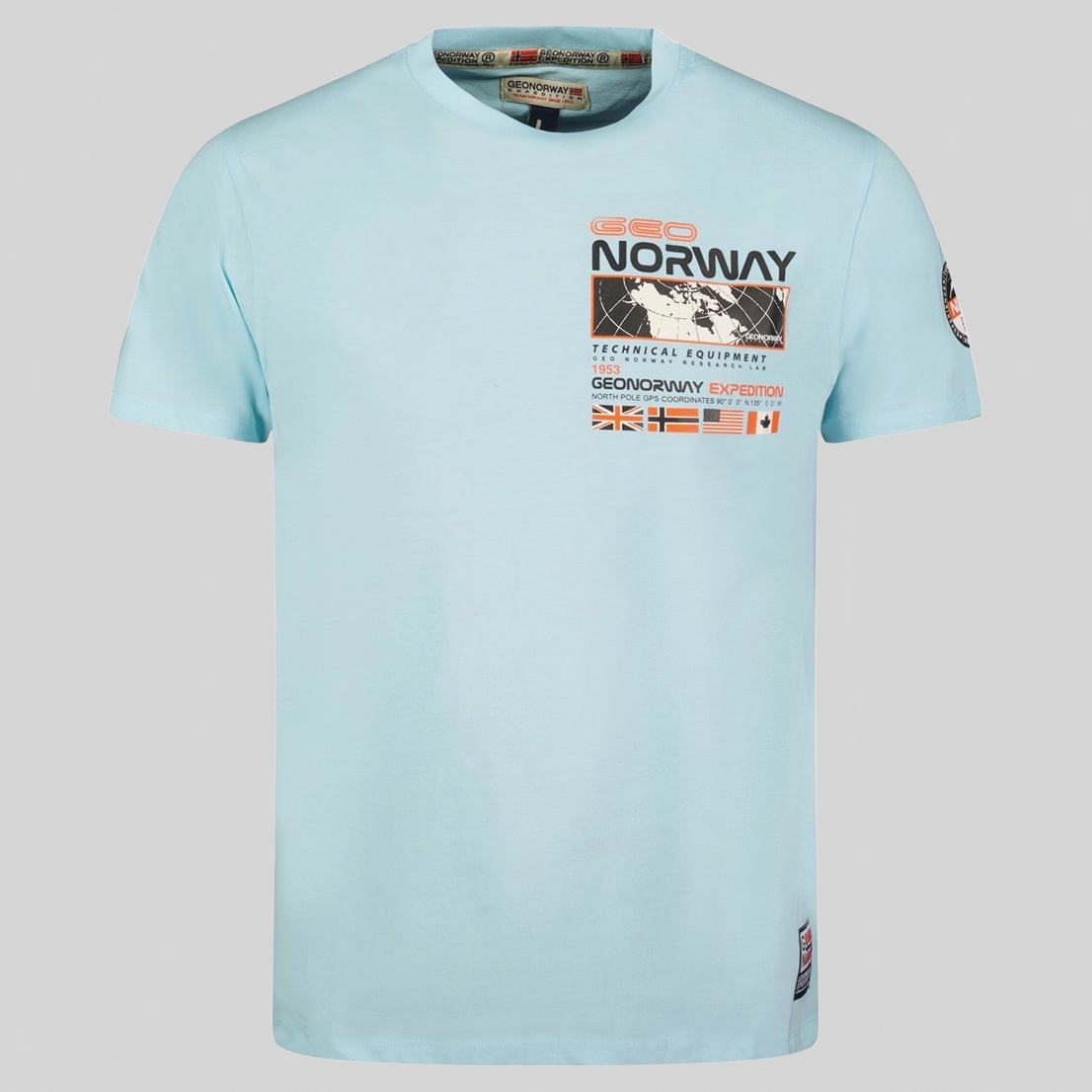 Geographical Norway JHOLME - T-Shirt Homme Manches Courtes avec Drapeau - Geographical Norway JHOLME_MEN_BLEU_CIEL_S_SDB-JHOLME_MEN_BLANC_S_SDB-JHOLME_MEN_BLEU_CIEL_M_SDB-JHOLME_MEN_BLANC_M_SDB-JHOLME_MEN_BLEU_CIEL_L_SDB-JHOLME_MEN_BLANC_L_SDB-JHOLME_MEN_BLEU_CIEL_XL_SDB-JHOLME_MEN_BLANC_XL_SDB-JHOLME_MEN_BLEU_CIEL_XXL_SDB-JHOLME_MEN_BLANC_XXL_SDB