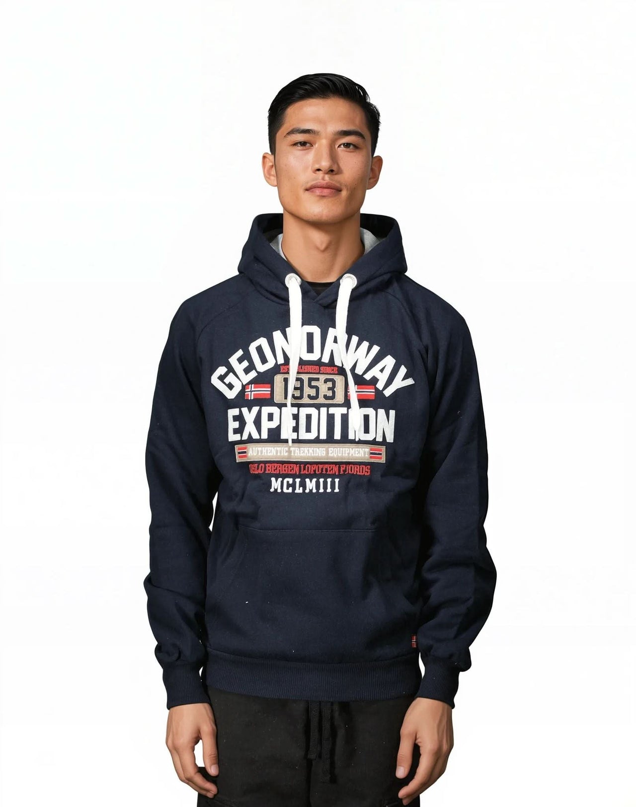 Geographical Norway GERMANITO - Herren Kapuzenpullover mit Aufdruck und Flagge - Geographical Norway GERMANITO_MEN_NOIR_S_SDB-GERMANITO_MEN_NOIR_M_SDB-GERMANITO_MEN_MARINE_M_SDB-.GERMANITO_MEN_MARINE_S_SDB-GERMANITO_MEN_ROUGE_S_SDB-GERMANITO_MEN_KAKI_M_SDB-GERMANITO_MEN_KAKI_S_SDB-GERMANITO_MEN_ROUGE_M_SDB-GERMANITO_MEN_CLEAR_GRAY_M_SDB-GERMANITO_MEN_GRIS_CLAIR_S_SDB