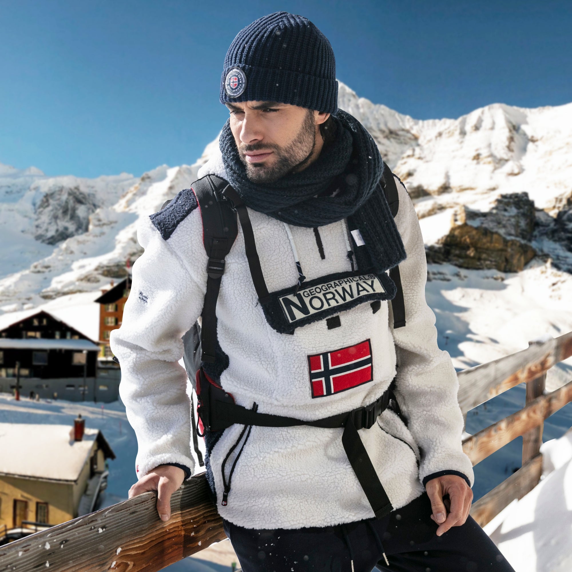 Geographical Norway - Giacca nera con cappuccio Geographical Norway - Giacca nera con cappuccio